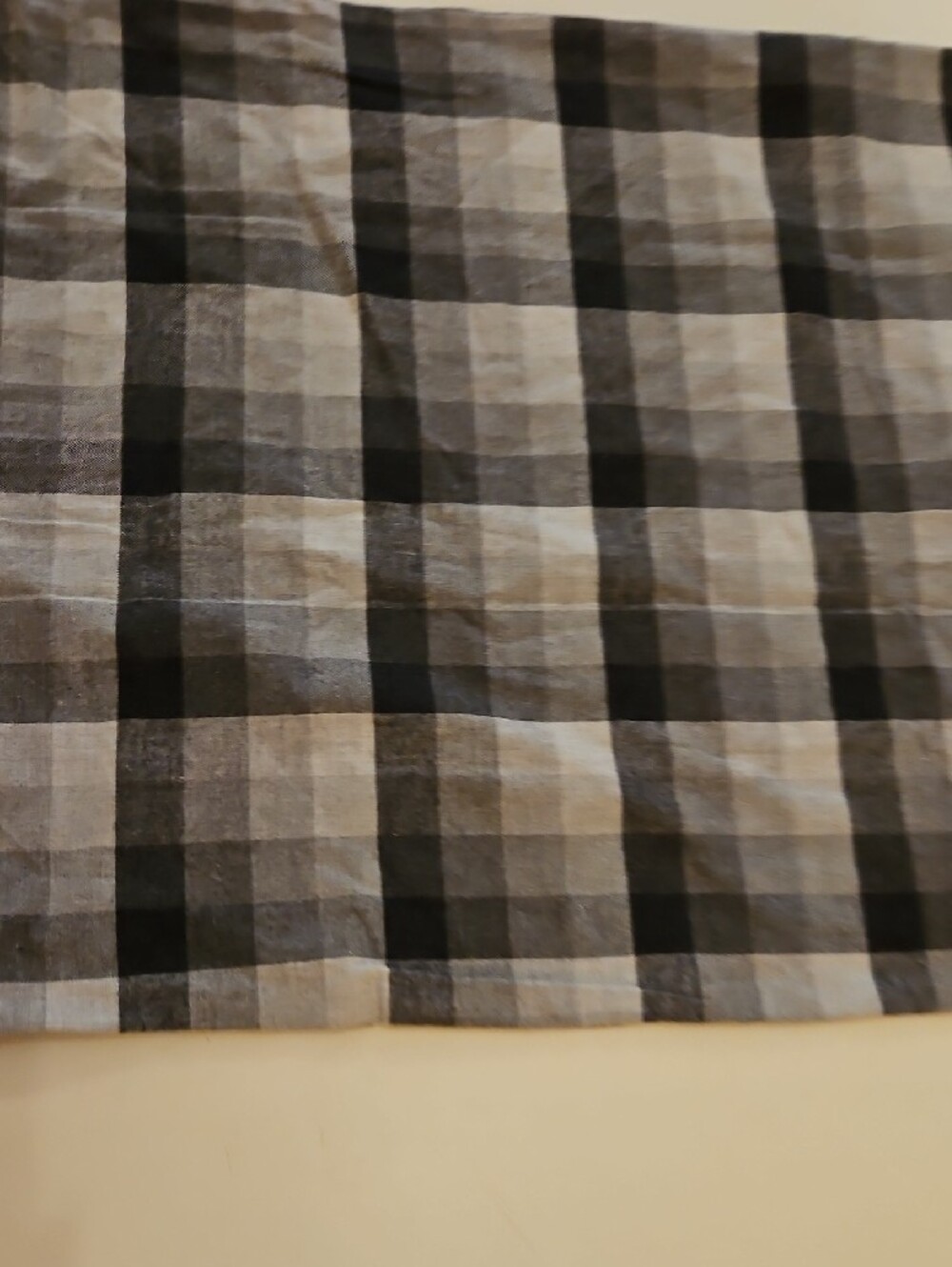 New 4  STANDARD SIZE Brooklinen Gray Plaid PILLOW CASES 2 Patterns